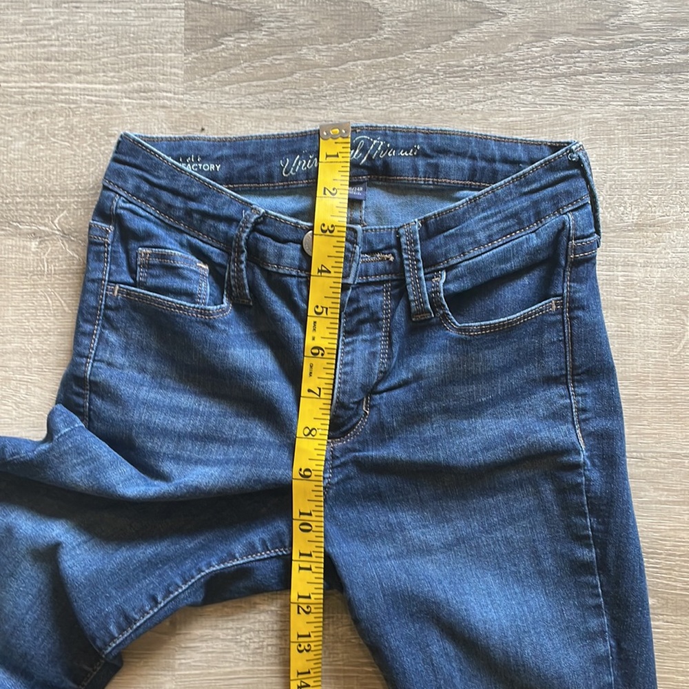 Universal Thread Jeans - Picture 3 of 8